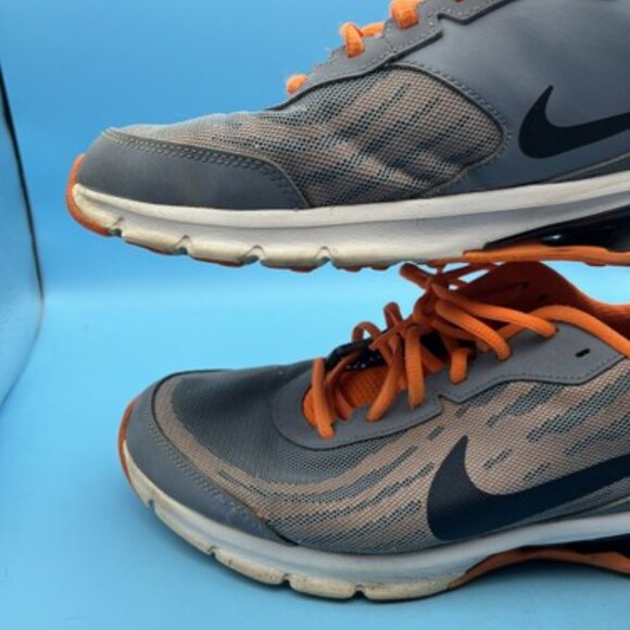 Nike Mens Reax Run 9 Running Shoes Orange 653617-402 Lace Up Low Top Mesh 11 - Picture 4 of 10